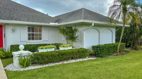 10124 Seagrape Way Palm Beach Gardens FL 33418