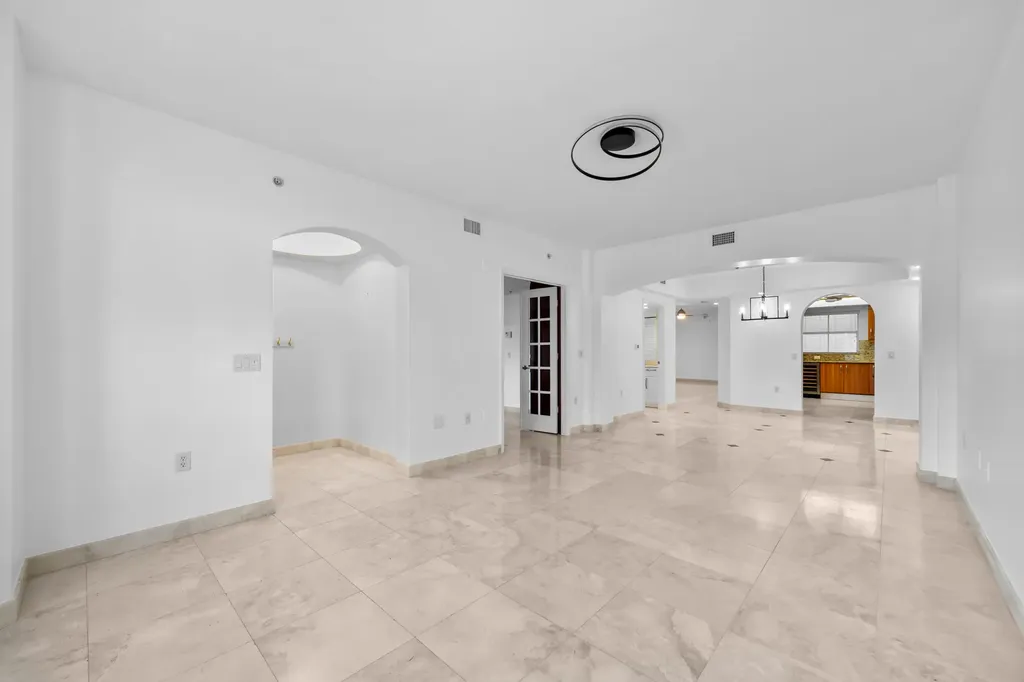 2051 SE 3rd Street Deerfield Beach FL 33441