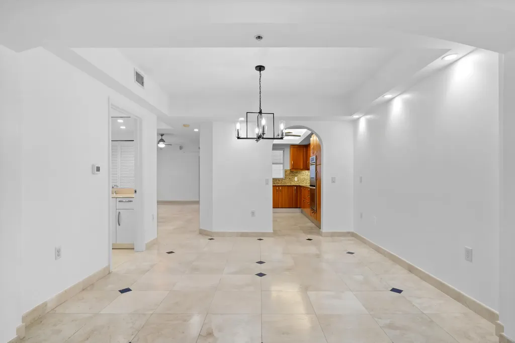 2051 SE 3rd Street Deerfield Beach FL 33441