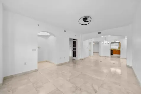 2051 SE 3rd Street Deerfield Beach FL 33441