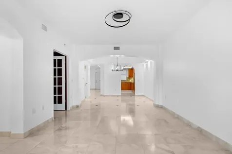 2051 SE 3rd Street Deerfield Beach FL 33441