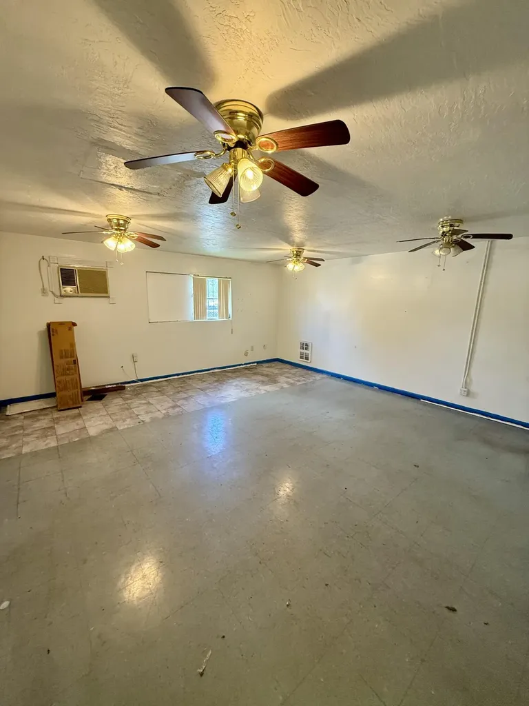 601 W Canal Street Street N Belle Glade FL 33430