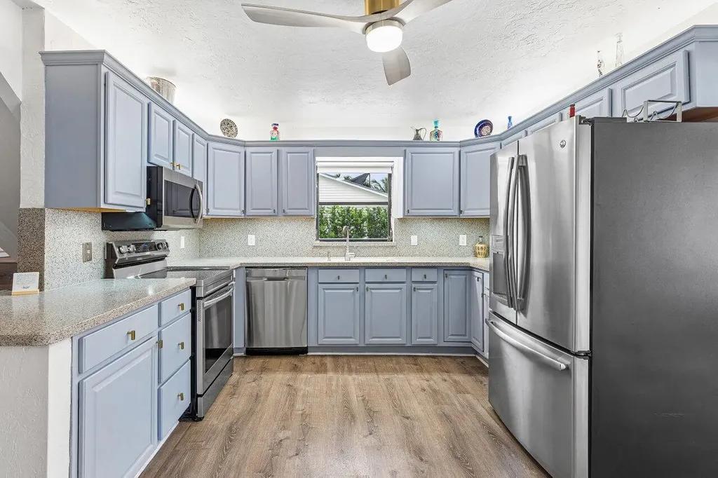 2101 N Palm Circle North Palm Beach FL 33408