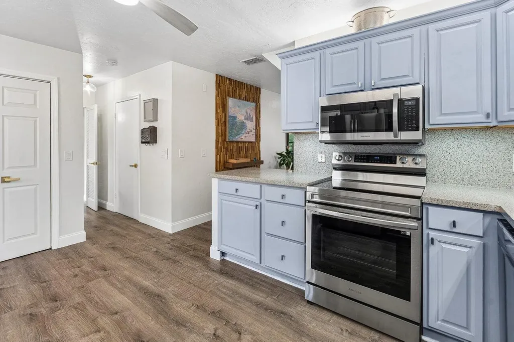 2101 N Palm Circle North Palm Beach FL 33408
