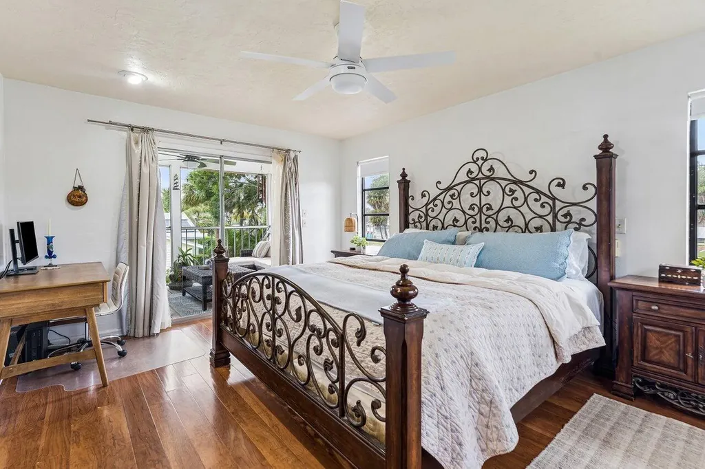 2101 N Palm Circle North Palm Beach FL 33408