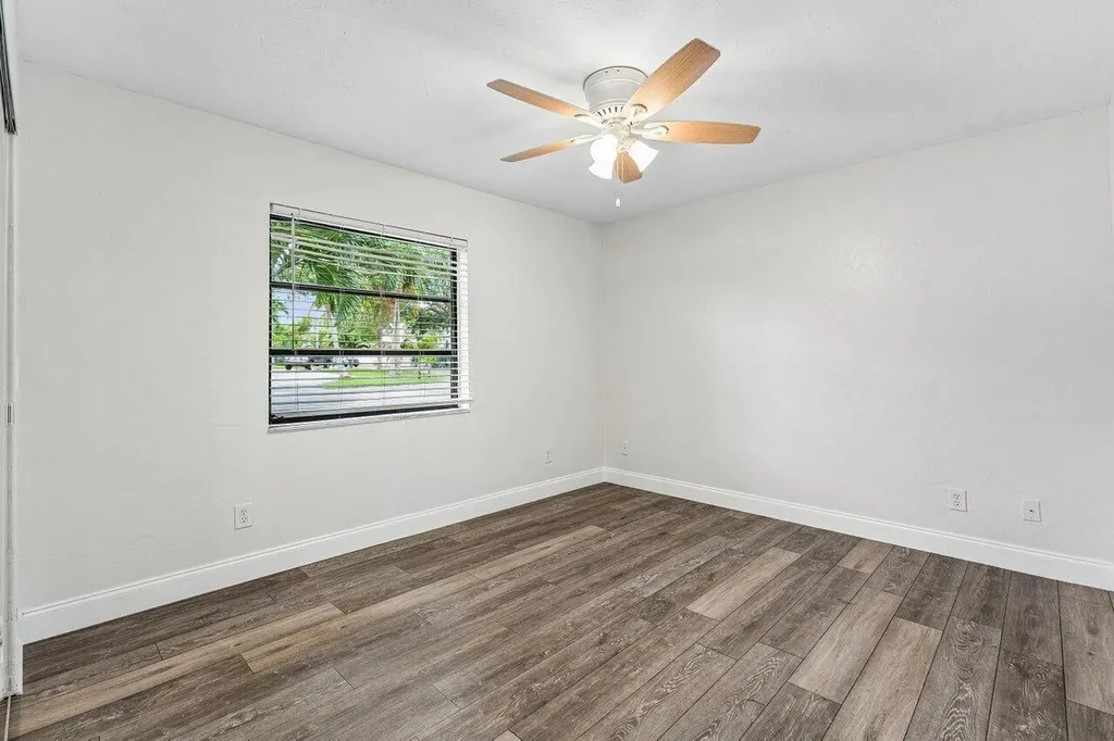 2101 N Palm Circle North Palm Beach FL 33408
