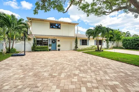 2101 N Palm Circle North Palm Beach FL 33408