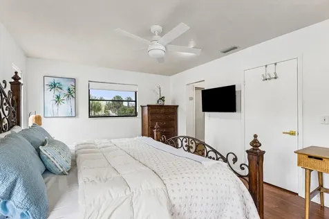 2101 N Palm Circle North Palm Beach FL 33408