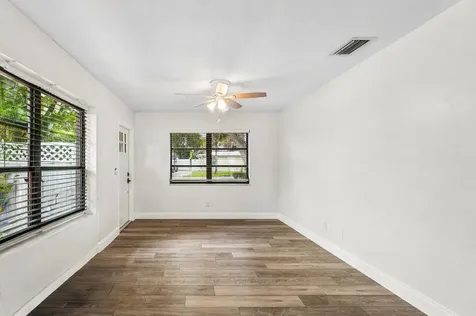 2101 N Palm Circle North Palm Beach FL 33408