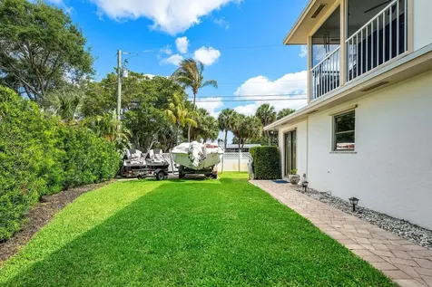2101 N Palm Circle North Palm Beach FL 33408