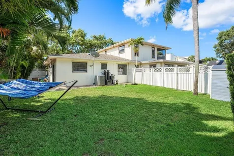 2101 N Palm Circle North Palm Beach FL 33408