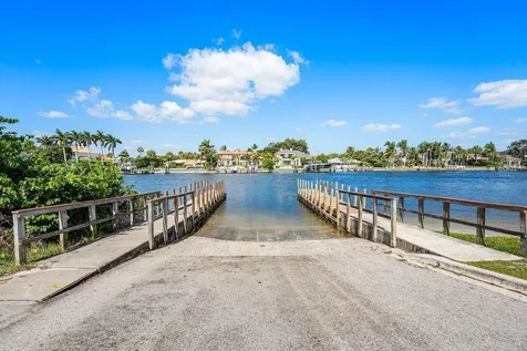 2101 N Palm Circle North Palm Beach FL 33408