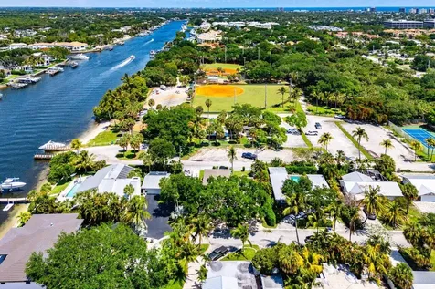2101 N Palm Circle North Palm Beach FL 33408