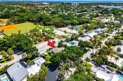 2101 N Palm Circle North Palm Beach FL 33408