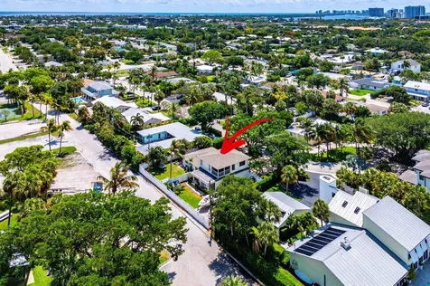 2101 N Palm Circle North Palm Beach FL 33408