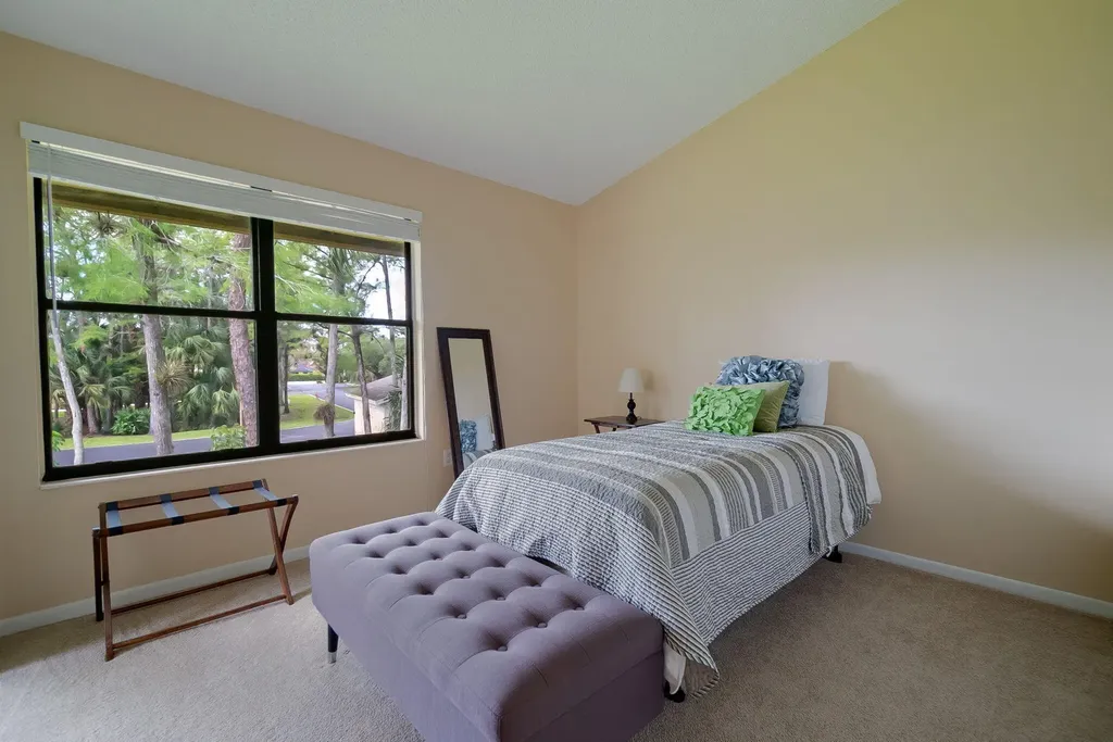 13095 Belhaven Court Wellington FL 33414