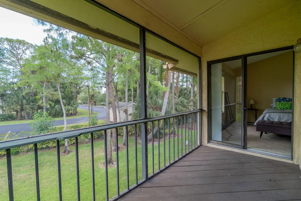 13095 Belhaven Court Wellington FL 33414