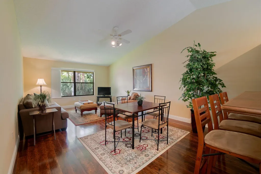 13095 Belhaven Court Wellington FL 33414