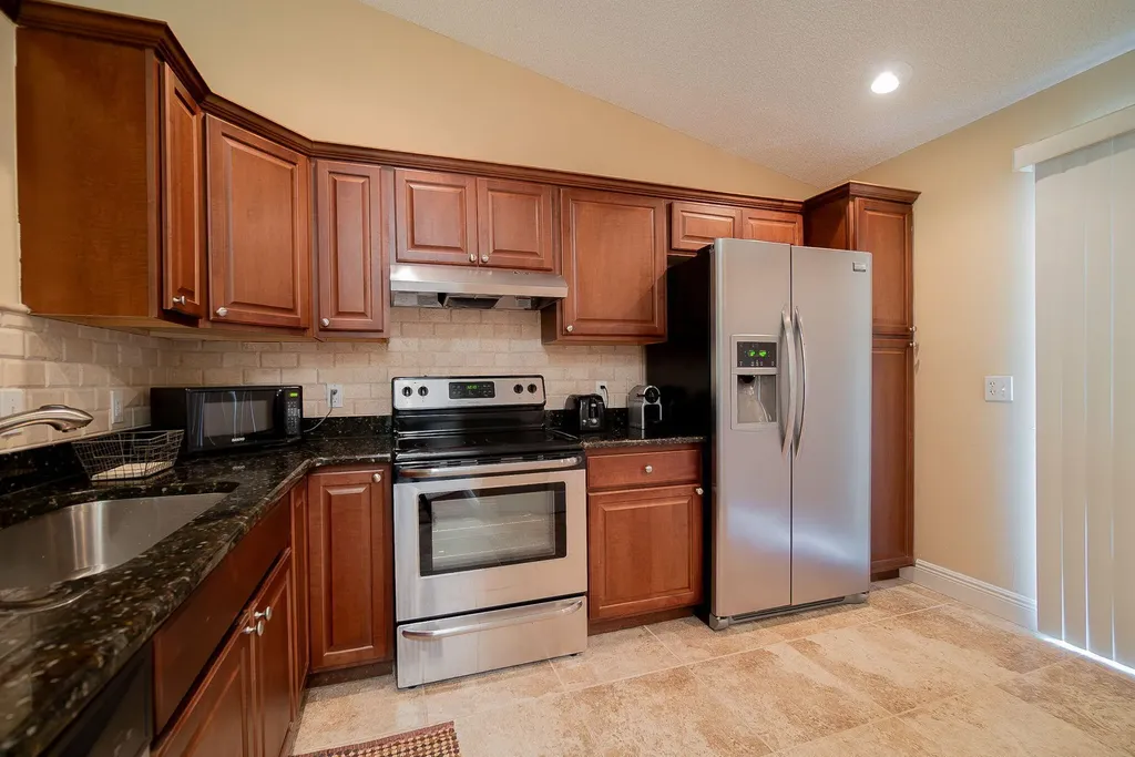 13095 Belhaven Court Wellington FL 33414