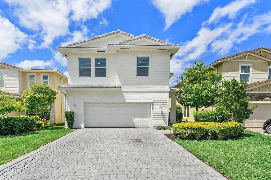 1131 Veleiros Boulevard Deerfield Beach FL 33064