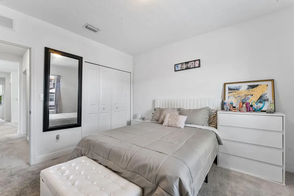 1131 Veleiros Boulevard Deerfield Beach FL 33064