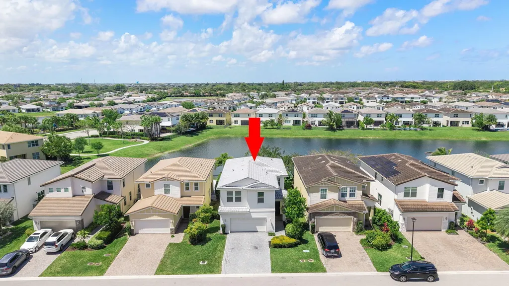 1131 Veleiros Boulevard Deerfield Beach FL 33064