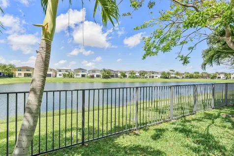 1131 Veleiros Boulevard Deerfield Beach FL 33064
