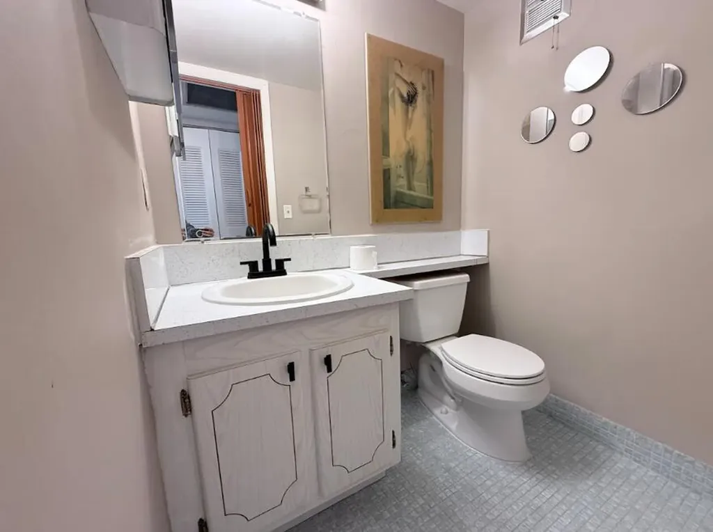226 Windsor J West Palm Beach FL 33417