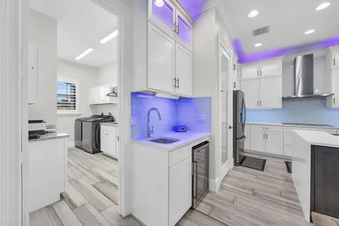 6083 NW East Deville Circle Port St Lucie FL 34986
