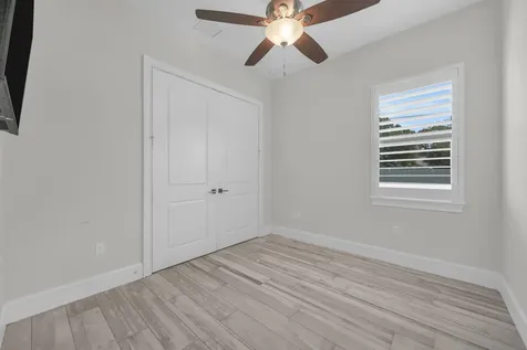 6083 NW East Deville Circle Port St Lucie FL 34986