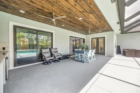 6083 NW East Deville Circle Port St Lucie FL 34986