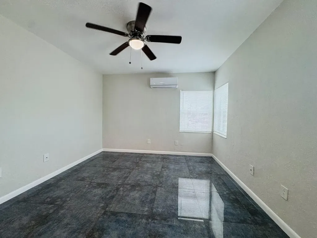 935 8th Street Miami Beach FL 33139