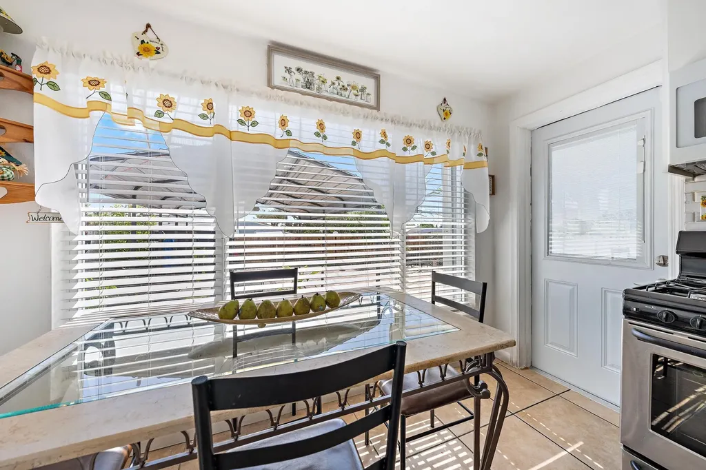 5320 Parker Avenue West Palm Beach FL 33405