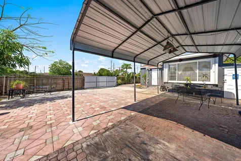 5320 Parker Avenue West Palm Beach FL 33405