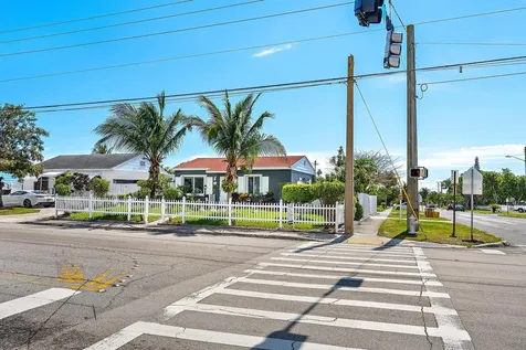 5320 Parker Avenue West Palm Beach FL 33405