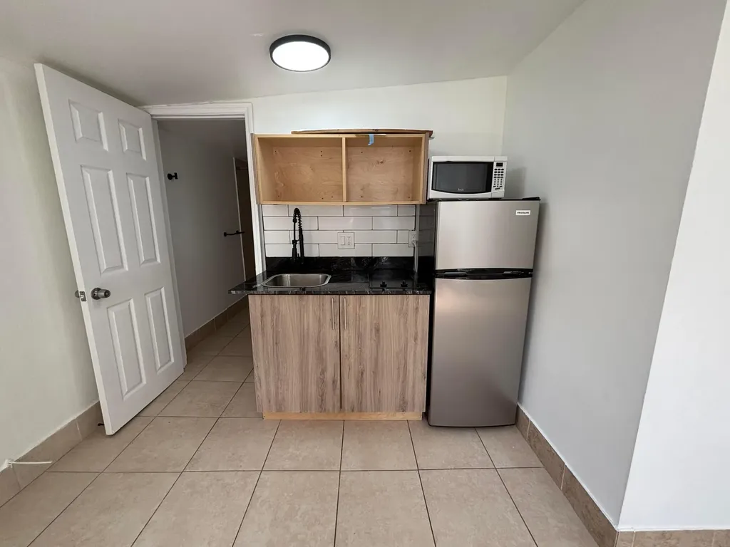 633 NW 15th Avenue Fort Lauderdale FL