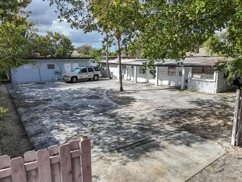633 NW 15th Avenue Fort Lauderdale FL