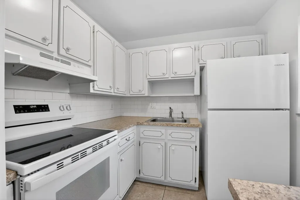 941 Crystal Lake Drive Deerfield Beach FL 33064