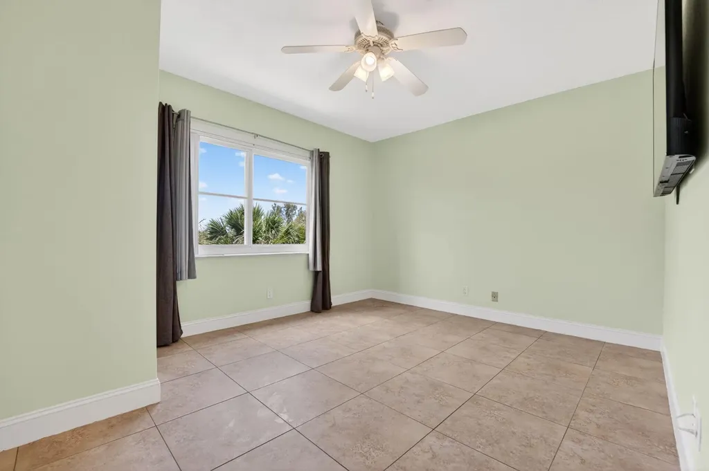 941 Crystal Lake Drive Deerfield Beach FL 33064