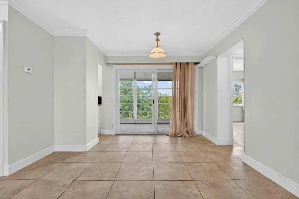 941 Crystal Lake Drive Deerfield Beach FL 33064