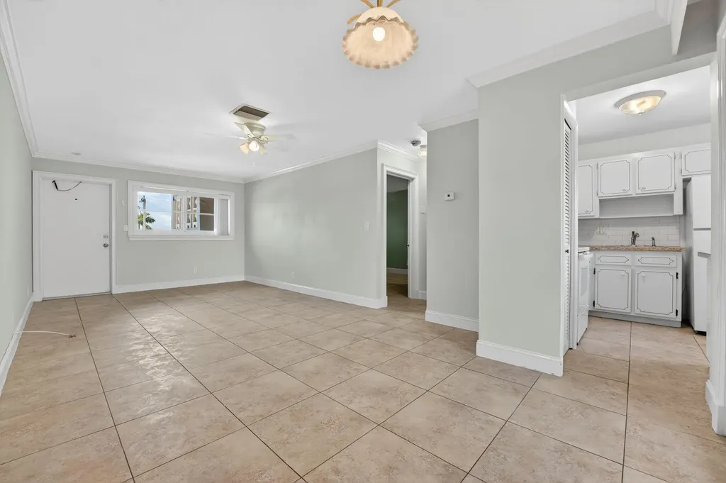 941 Crystal Lake Drive Deerfield Beach FL 33064