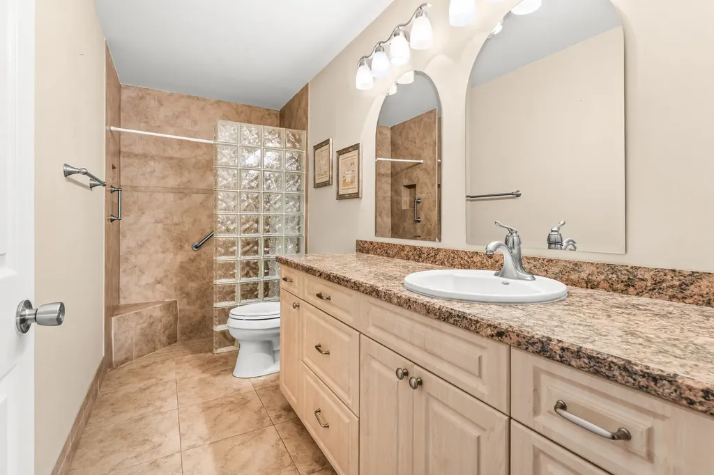8241 Summersong Terrace Boca Raton FL 33496