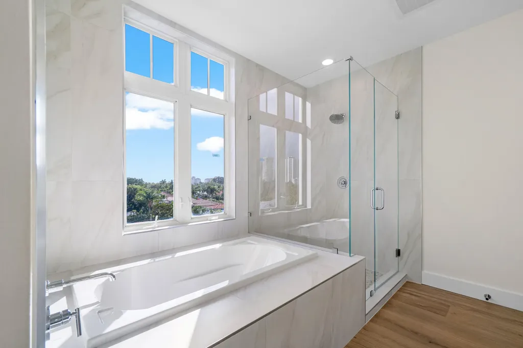 184 Lake Drive Palm Beach Shores FL 33404