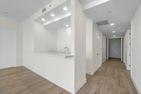 184 Lake Drive Palm Beach Shores FL 33404