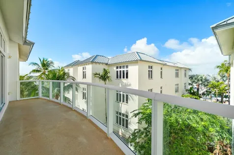 184 Lake Drive Palm Beach Shores FL 33404