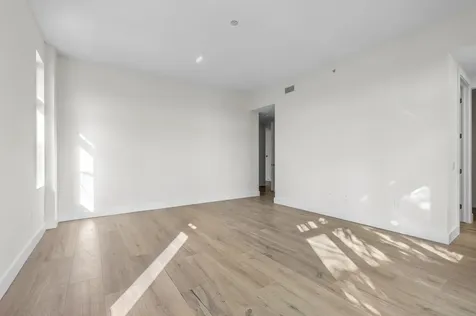 184 Lake Drive Palm Beach Shores FL 33404