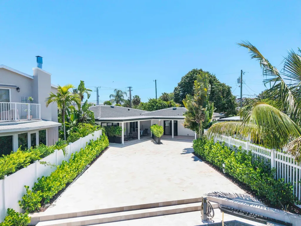 491 SE 19th Avenue Pompano Beach FL 33060