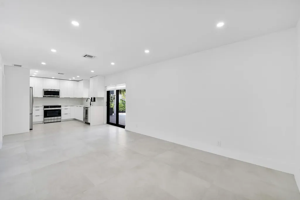 491 SE 19th Avenue Pompano Beach FL 33060