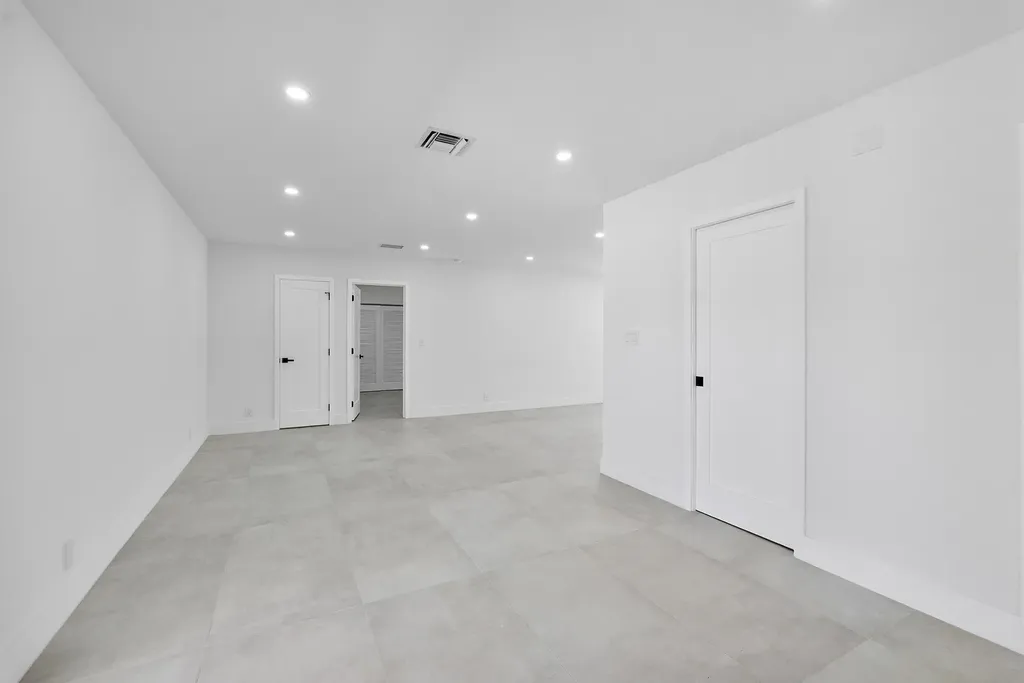 491 SE 19th Avenue Pompano Beach FL 33060
