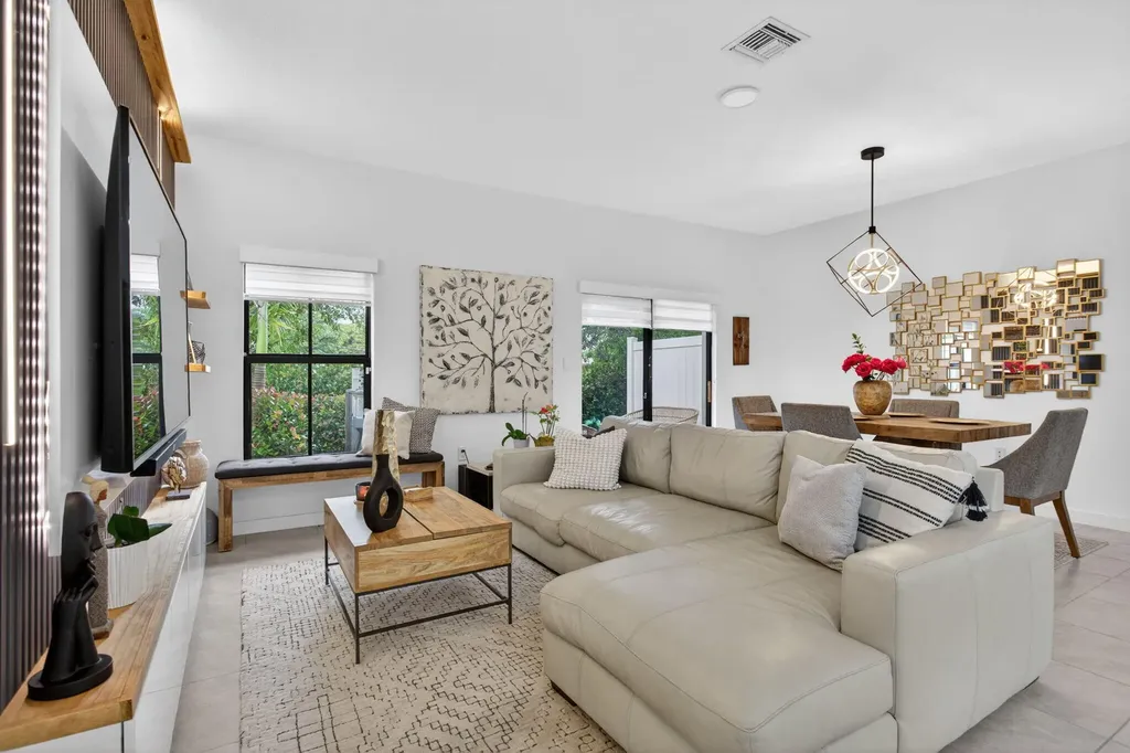 873 NW 3rd Way Pompano Beach FL 33060